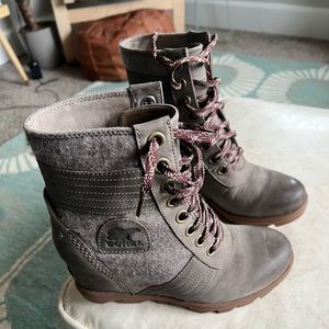 Sorel wedge women’s boots.
